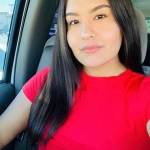 Meet your Posher, Marina